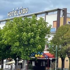 hotel lido