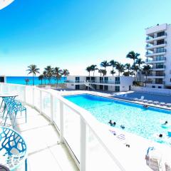 Castle L5 Oceanview Double-loft with pool, beach access, tennis, free parking!