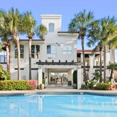 Luxury Community Pool, Hot Tub and Beach and Games