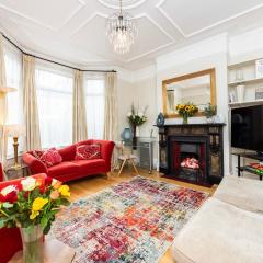 Pretty 2 bed garden apartment zone 2