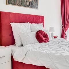 ARI - ARED Luxurious Apartments with Balcony & Free Parking