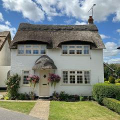 Periwinkle Cottage by Winterton Cottages