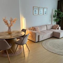 Silk Haven - Central Apartment