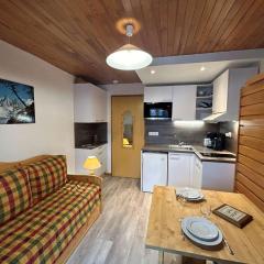 Studio cosy avec balcon, proche des pistes et commerces - Méribel - FR-1-180-567