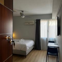 Central Urban Suite by Zeussuites