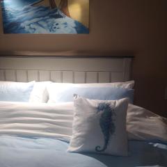 Seas the Breeze Romantic cottage for 2