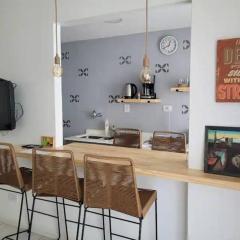 Luminoso departamento para 4 o 5 personas