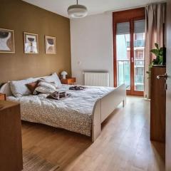 Boho Stylish AP - Private Garage