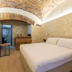 Trastevere Urbes Collection