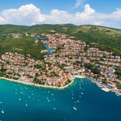 Apartments with parking space Rabac, Labin - 9670