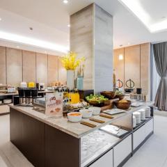 Home Inn Plus Shanghai New International Expo Center Yushan Road Yuanshen Sports