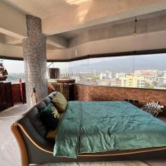 Luxury Apartment in Nimman, 5 mins to Maya