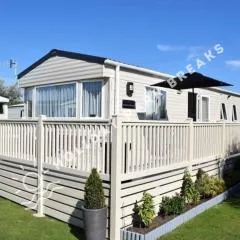 Sunny Nook - 3 bedroom home with garden on West Sands, Seal Bay Resort