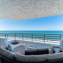 Charming 2 Bed South End Beachfront Condo at Popular Somerset