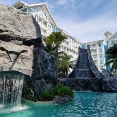 Pattaya , Front Beach Jomthian ,Na Chom Thian