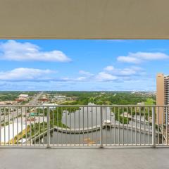 Laketown Wharf #1531 by Nautical Properties