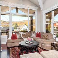 KBM Resorts PWS-957 Luxurious 3bd Old Town Home 2 family rooms BBQ PWS-957