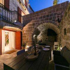 Stylish Holiday Home Vis Center