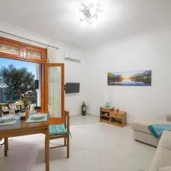 Rosemary Holiday House