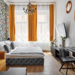 Prague Days - Sunlit 1BDR Apartments w Netflix in New Town