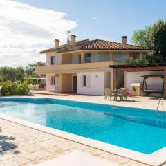 Villa Polignano con Piscina by Wonderful Italy