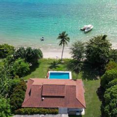 Ocean Bliss Beach House, 4 Bedrooms
