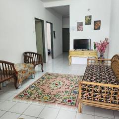 D'Haja 37 KLIA Sepang with 2 AC & Free Wi-Fi