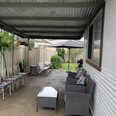 River Cottage on Cherry - Pet Friendly