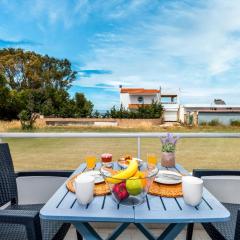 Sea Front Studio In Ixia