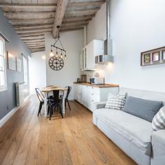 Central Nest by MMega