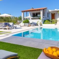 Villa Ampelaki - Premium Villa with heated pool