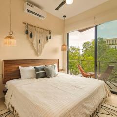 4 Pax Luxury Condo Pool Acces