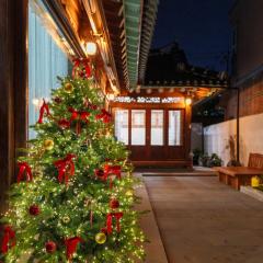 Exclusive House Hanok Stay 'Soo Hanok'