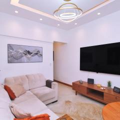 Sofisticado apto 300m da Praia de Copacabana