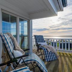 Haus am Strand - Ferienwohnung für 4 in Olpenitz mit Dachterrasse, Strandzugang und Ostseeblick
