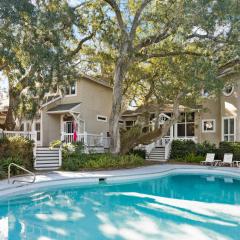 The Coral Door Beach House - 4315 Fourth Street