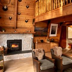 Treehouse - Close to Slopes, Hot Tub, Gourmet Kitchen, Deck