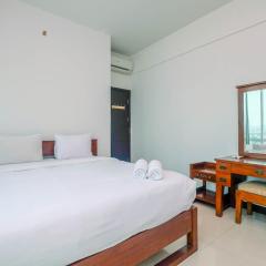 Homey and Warm 1BR Apartment at Ambassade Residence By Travelio