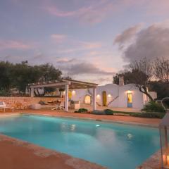 TD Lamiamola Stylish Trulli & Lamie with Pool