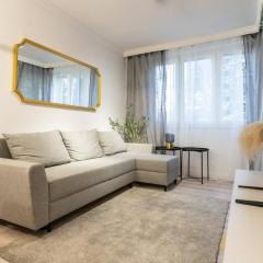 Spodek Stylish Apartment by BookingHost