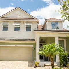 Beautiful 5 Bed Home in Solara with Private Pool