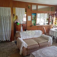 Cozy Two-bedroom House