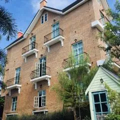 Nai Suan Bed and Breakfast
