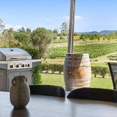 Travertine Vineyard Retreat - Stay Among the Vines