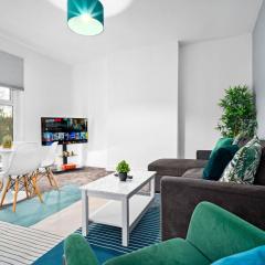 Stylish One Bedroom - Fast WiFi - Netflix - On Street Parking 2BR