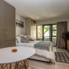 23 On The Den Studio Apartment