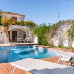 Casa rural Buenos Días con piscina, barbaco y chimenea