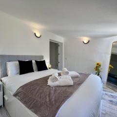 Albufeira Stylish 3 by Homing