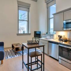 Bright and Modern Studio in Louisville # 301
