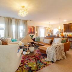 Luxury Beautiful Spacious Retreat Getaway